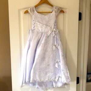 Flower Girls - Baptism and Christening Style Super Cute Dress MADE IN USA Size 5